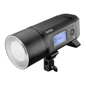 Godox AD600 Pro.